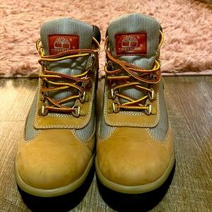 Womans Timberland Classic Field Boot